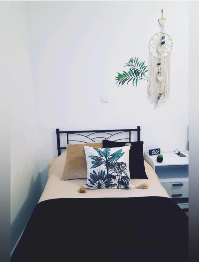 Appartement Le Moderne Ideal Pour Couples Et Professionnels Ornans Ngoại thất bức ảnh